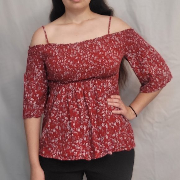 Rue21 Tops - Rue 21 Women's Large Off-Shoulder Red Floral Stretchy Boho Blouse